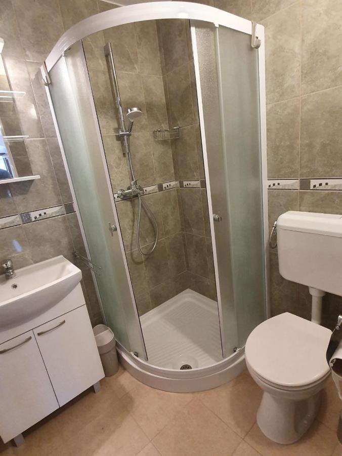 Apartman Studio Lu نيغيزيني المظهر الخارجي الصورة