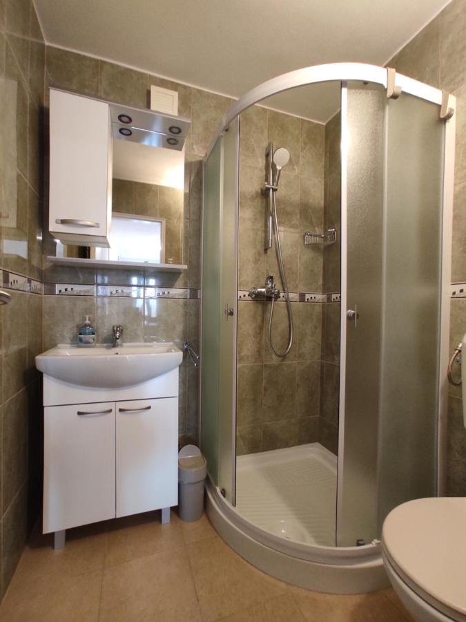 Apartman Studio Lu نيغيزيني المظهر الخارجي الصورة